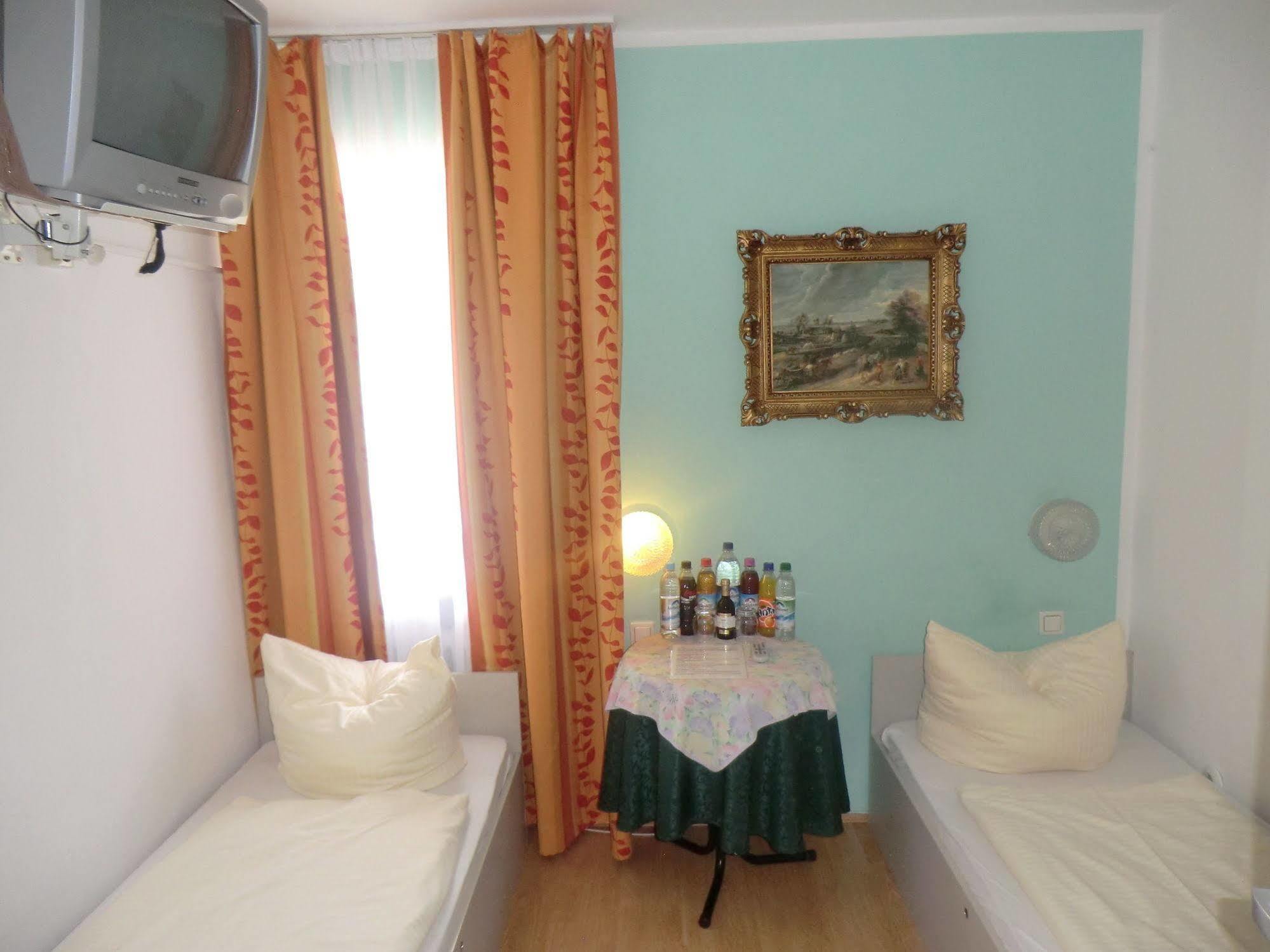 Hotel Pension Haydn München Buitenkant foto