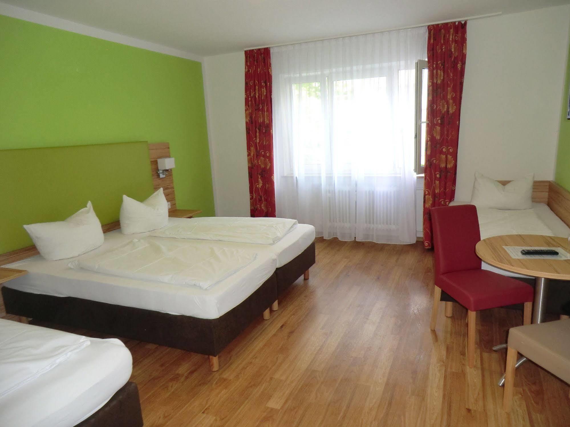 Hotel Pension Haydn München Buitenkant foto